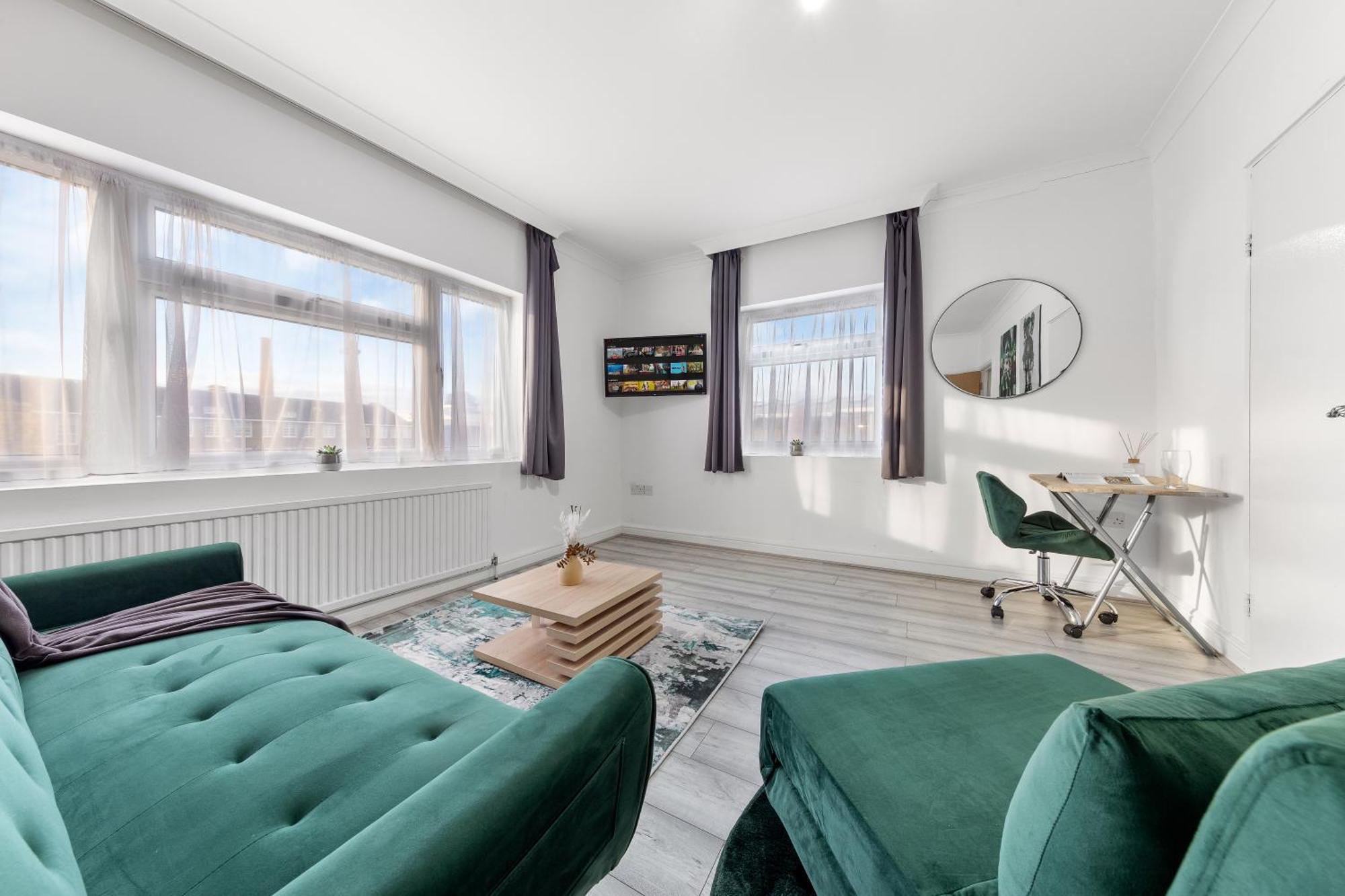 Green Hype - 10 Mins To Stadium - Sleeps 8 London Ngoại thất bức ảnh