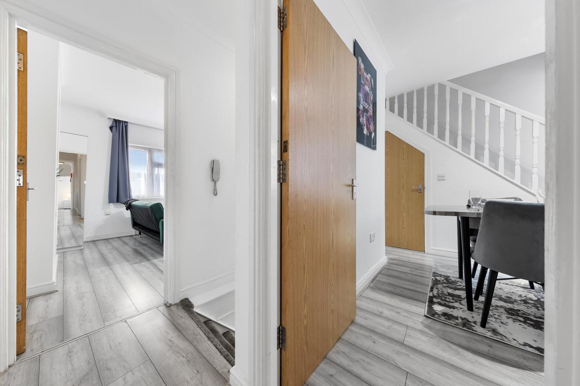 Green Hype - 10 Mins To Stadium - Sleeps 8 London Ngoại thất bức ảnh
