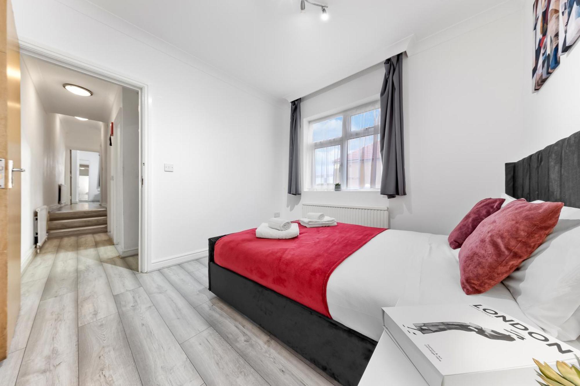 Green Hype - 10 Mins To Stadium - Sleeps 8 London Ngoại thất bức ảnh