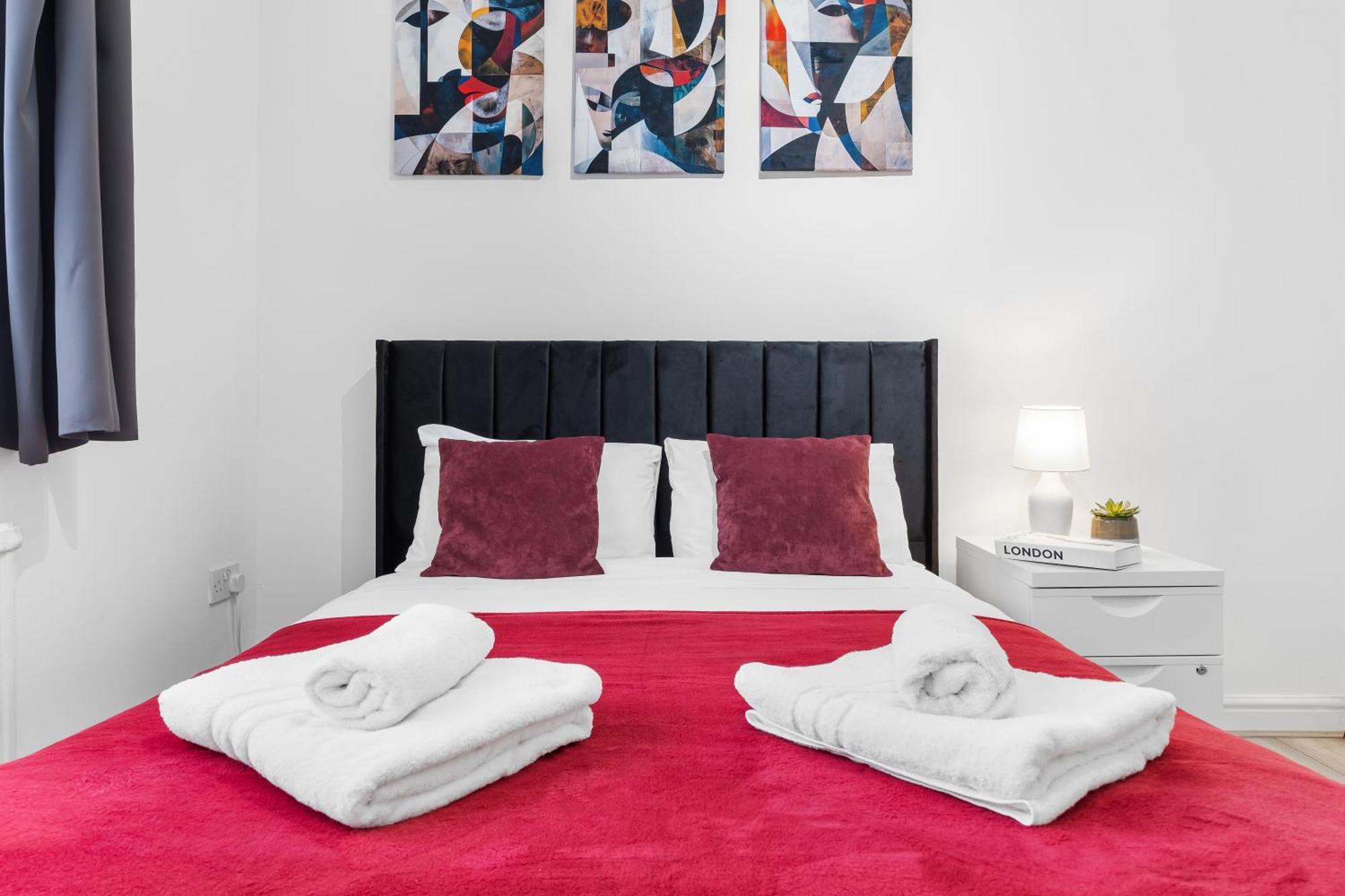 Green Hype - 10 Mins To Stadium - Sleeps 8 London Ngoại thất bức ảnh