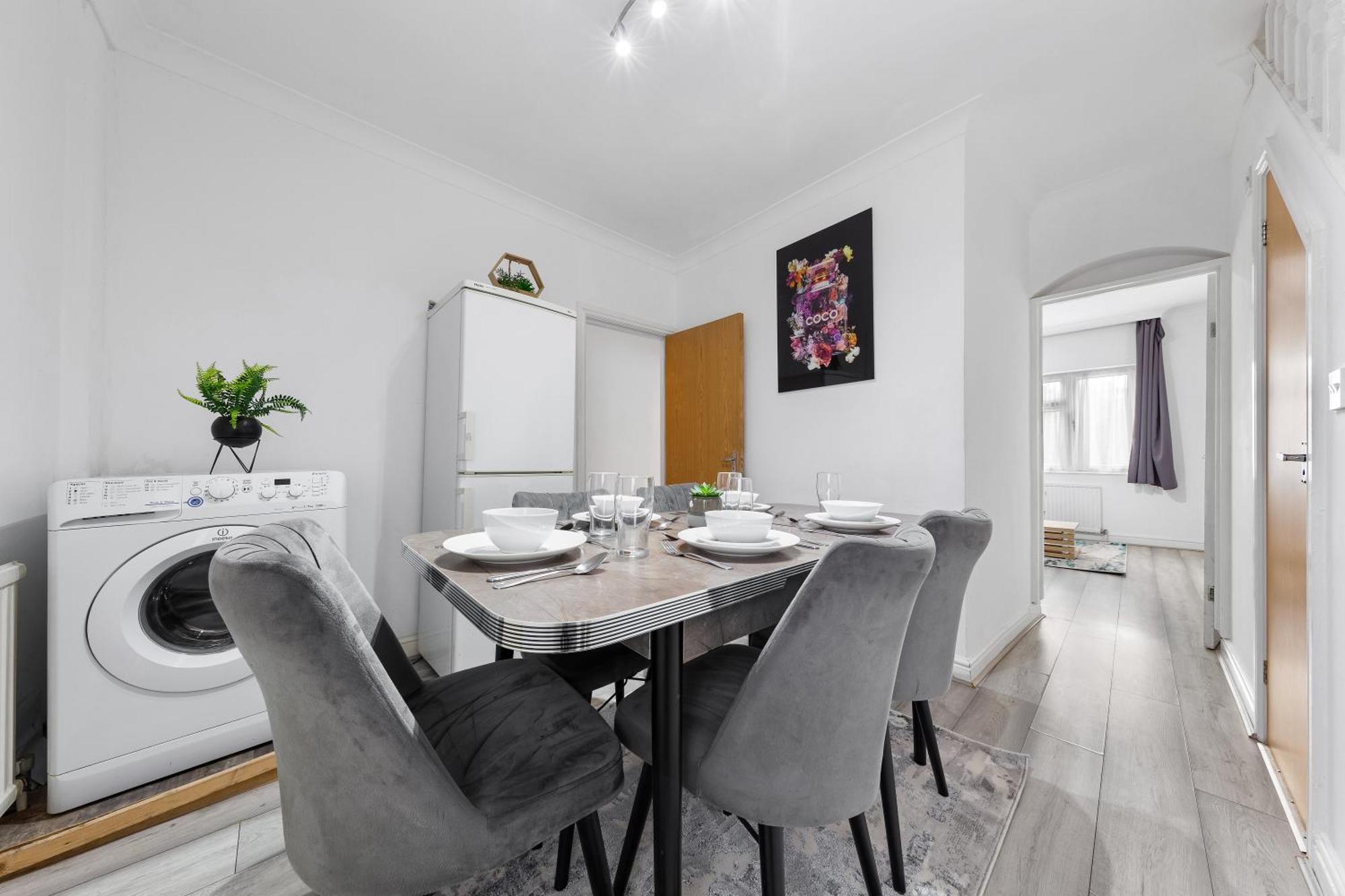 Green Hype - 10 Mins To Stadium - Sleeps 8 London Ngoại thất bức ảnh