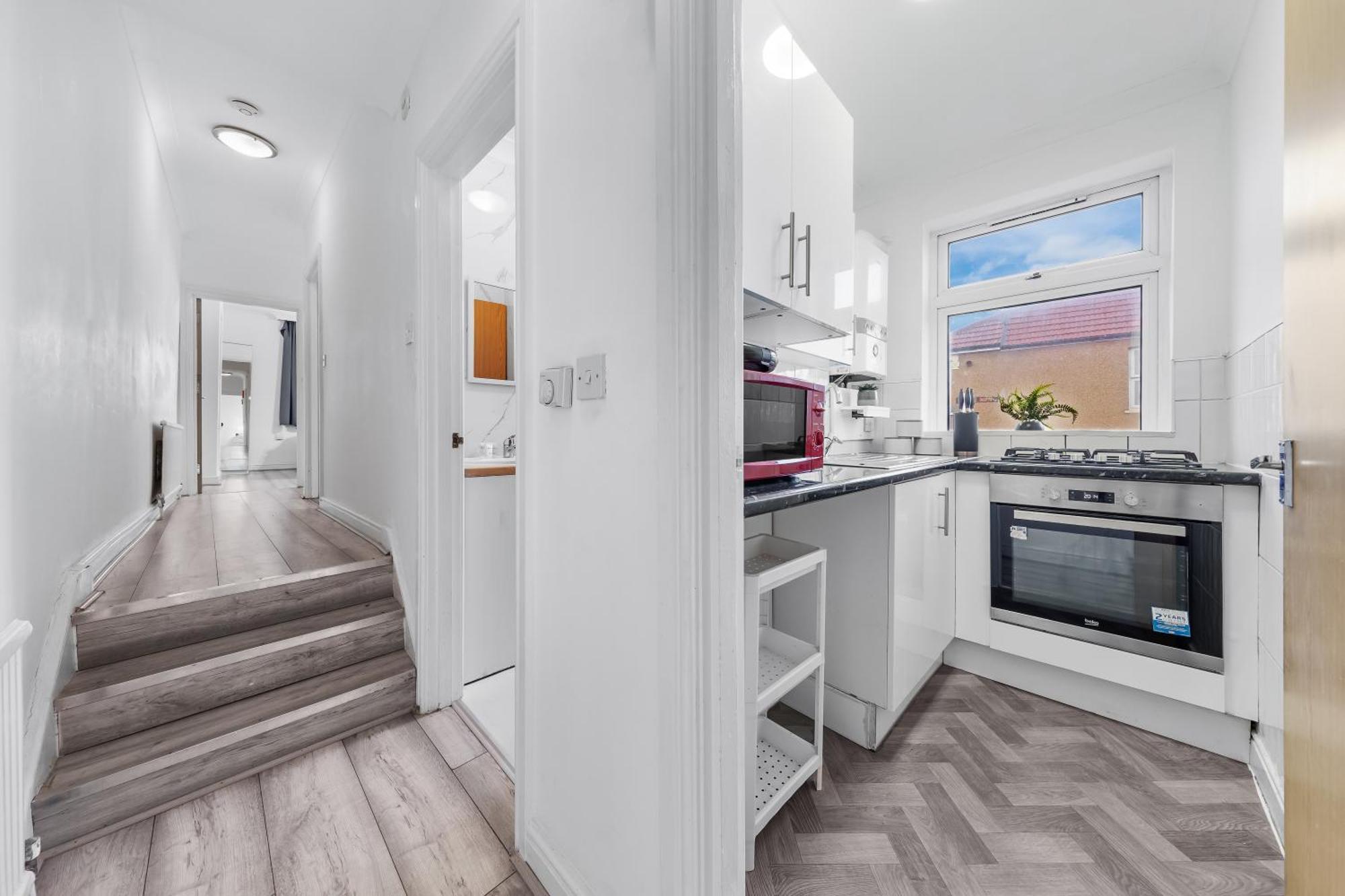 Green Hype - 10 Mins To Stadium - Sleeps 8 London Ngoại thất bức ảnh